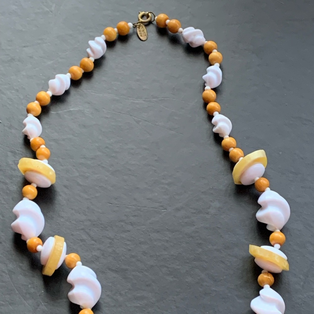 Miriam Haskell Vintage Lucite & Wooden Beaded Nec… - image 2